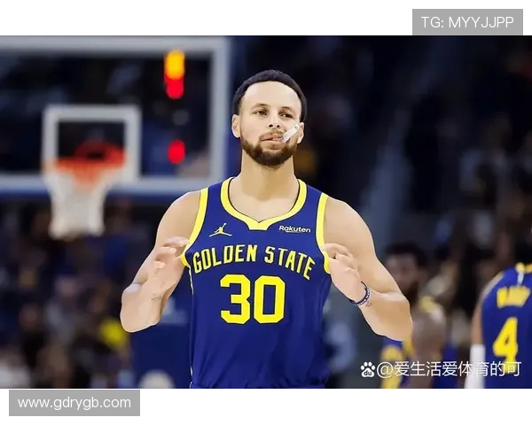 库里表示离退役还很遥远 未来几年仍会继续征战NBA