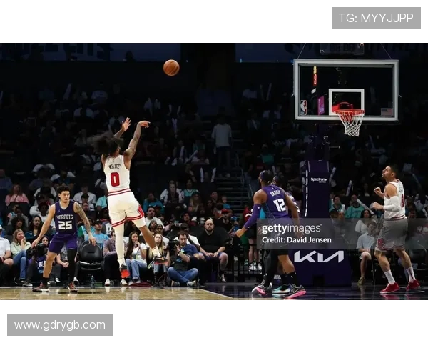 吉迪砍下32分领衔公牛逆袭尼克斯豪取胜利