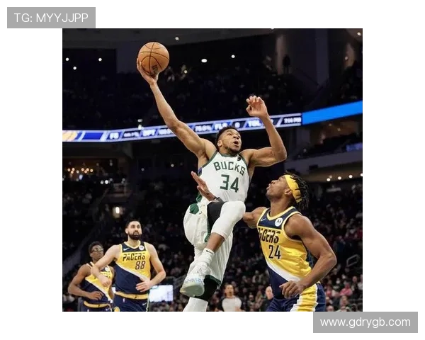 字母哥场均334分119篮板明日雄鹿客战黄蜂出战成疑引关注